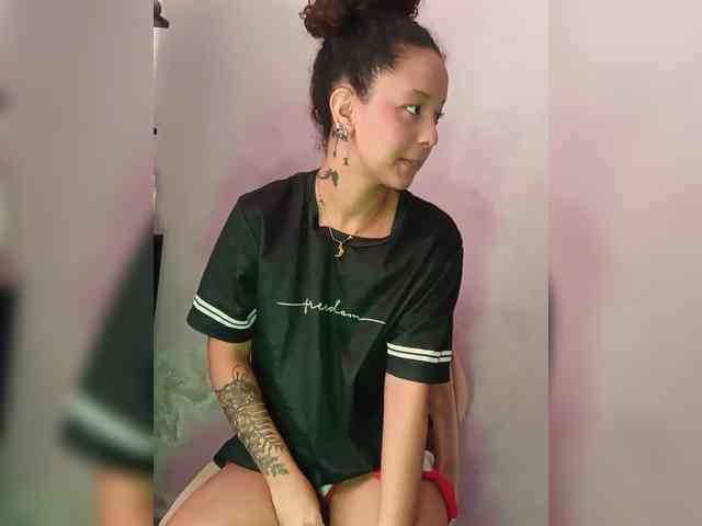 milanxbunny333 webcam