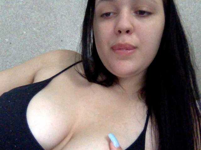 Bettie-Toni live cam on BongaCams