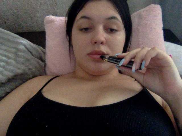 Bettie-Toni live cam on BongaCams