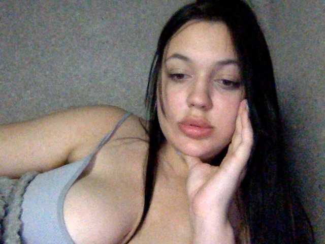 Bettie-Toni live cam on BongaCams