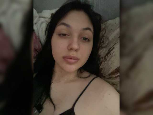 Bettie-Toni live cam on BongaCams