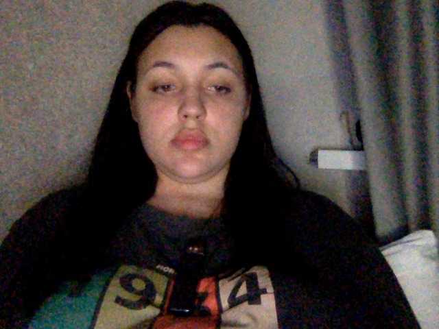 Bettie-Toni live cam on BongaCams
