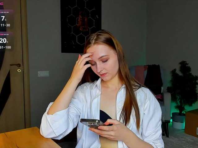 AgathaW live cam on BongaCams