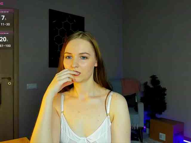AgathaW webcam