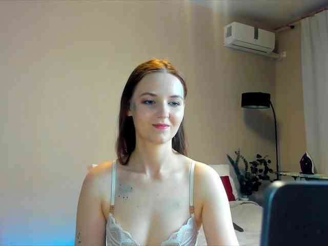 AgathaW webcam