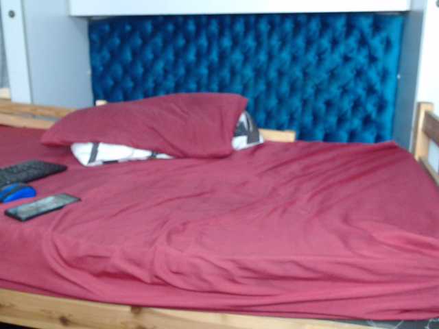 SweetJoy696 live cam on BongaCams