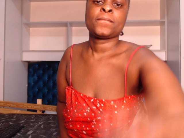 SweetJoy696 live cam on BongaCams
