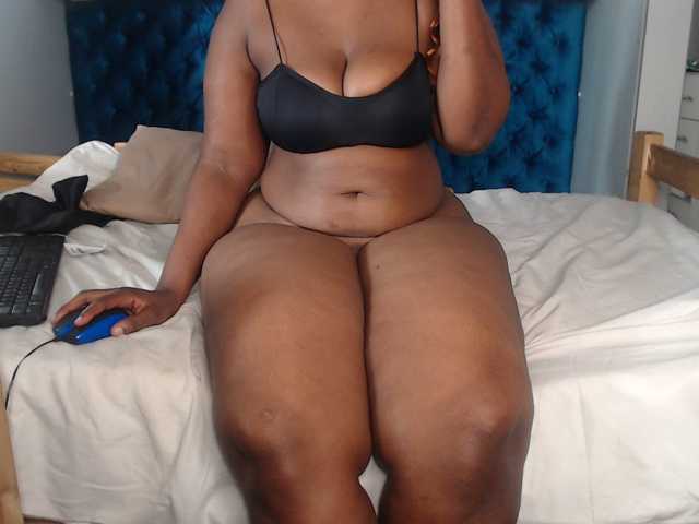 Sweetjoy696 on Bongacams