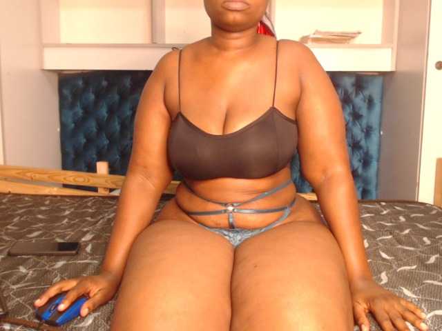 SweetJoy696 live cam on BongaCams