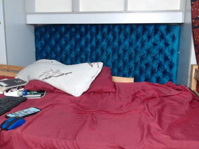 SweetJoy696 live cam on BongaCams
