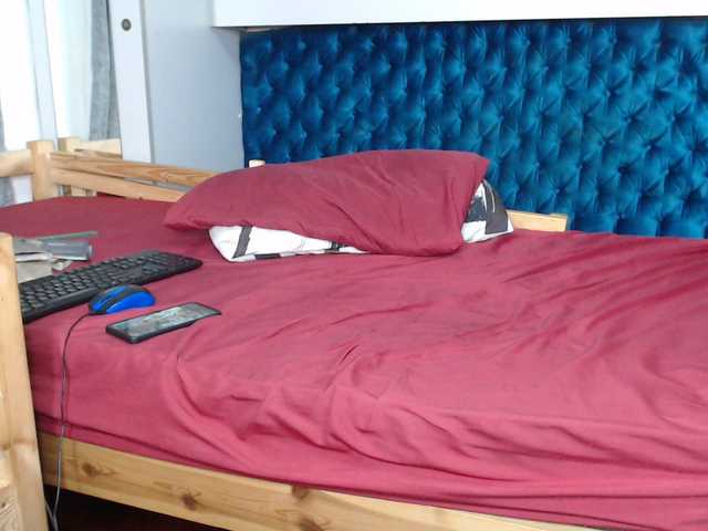 SweetJoy696 live cam on BongaCams