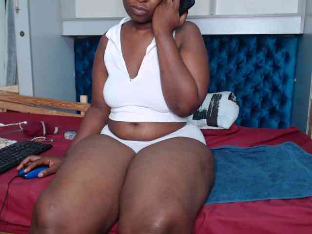 SweetJoy696 webcam