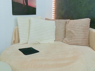 Ammira Porn Show