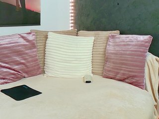 Ammira Porn Show