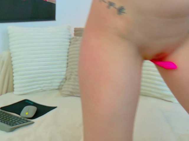 Ammira live webcam show