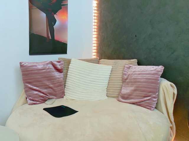 Ammira live cam on BongaCams