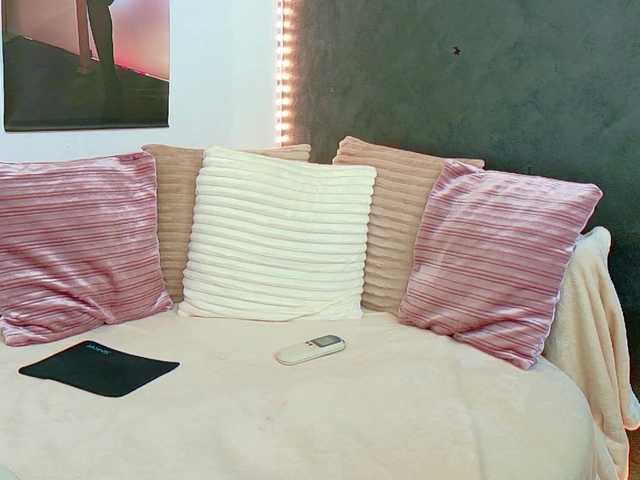 Ammira live cam on BongaCams