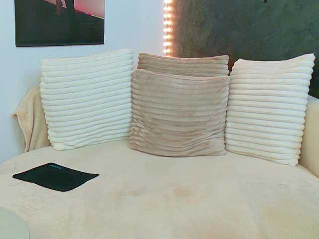 Ammira live cam on BongaCams