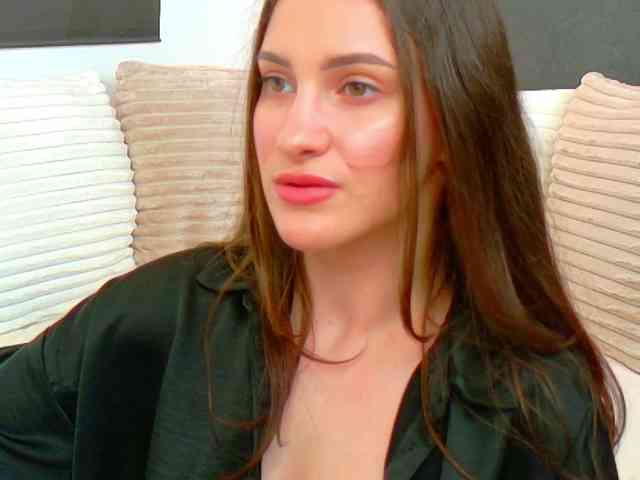 Ammira Sex Cam Show