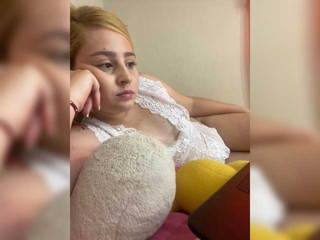 AbbyRoss live cam on BongaCams