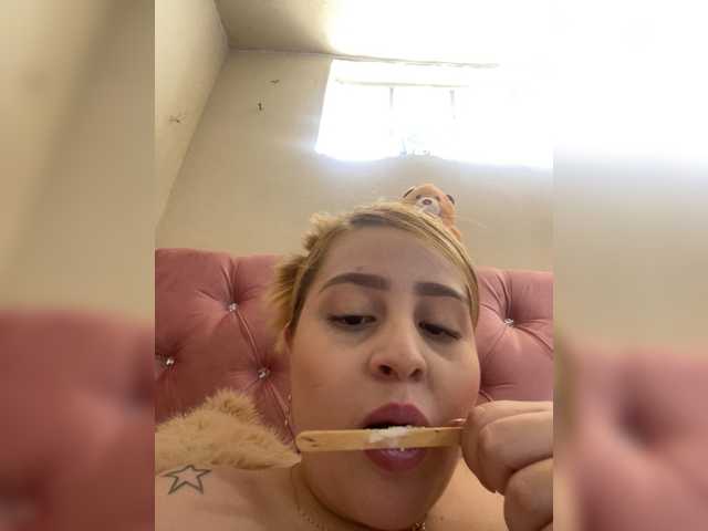 AbbyRoss live cam on BongaCams