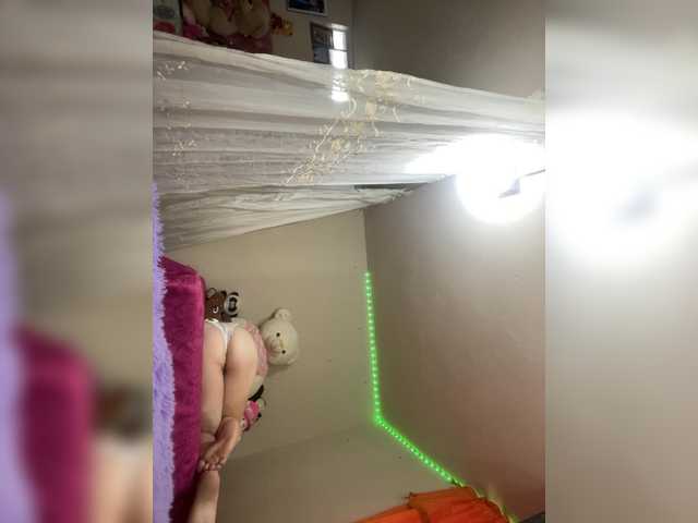 AbbyRoss live cam on BongaCams