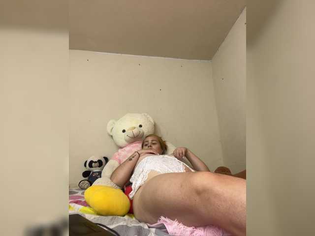 AbbyRoss live cam on BongaCams