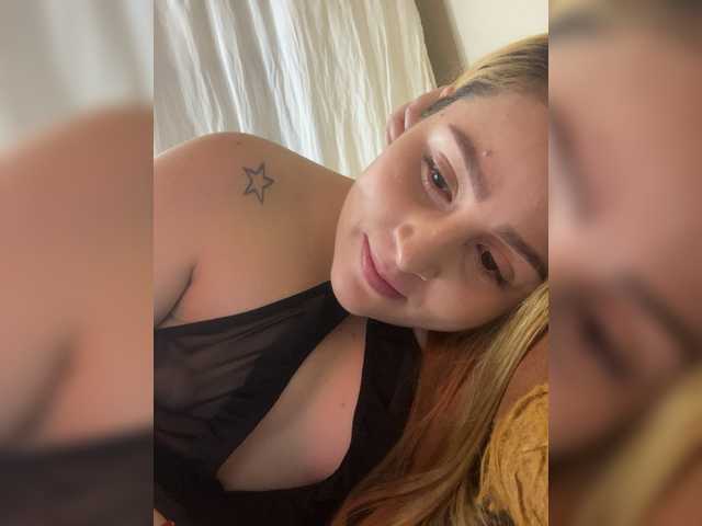 AbbyRoss live cam on BongaCams