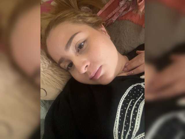 AbbyRoss live cam on BongaCams
