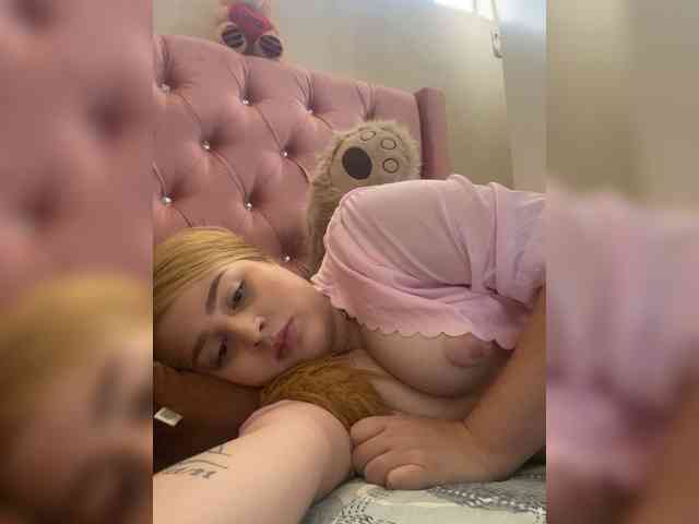 AbbyRoss webcam
