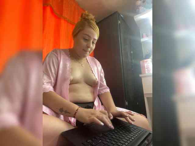 AbbyRoss webcam