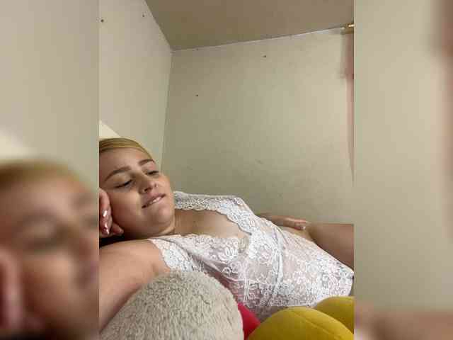 AbbyRoss webcam