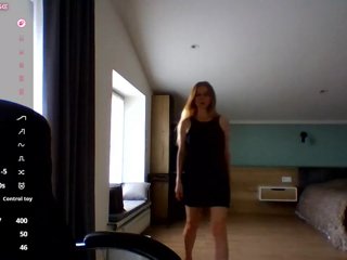 BlondaTina Porn Show