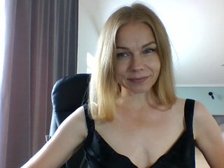 BlondaTina Porn Show