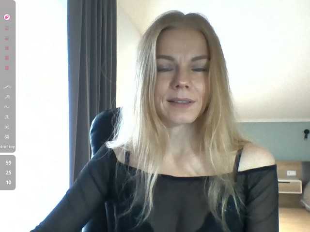BlondaTina
