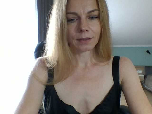 Sex chat gratuit in direct cu Tina45516 pe BongaCams