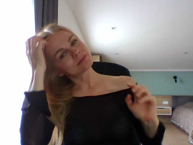 BlondaTina