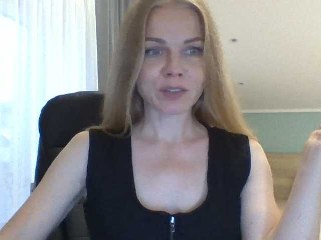 Tina45516 live webcam show