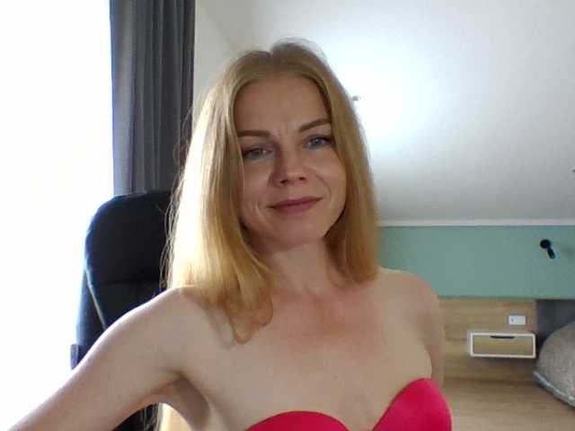 Tina45516 live webcam show