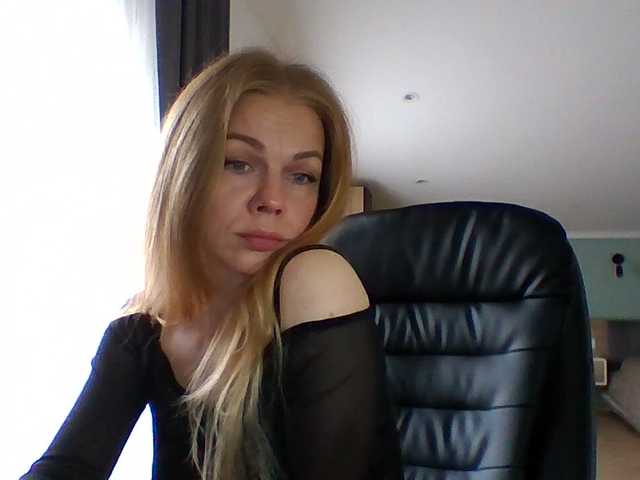 Tina45516 live cam on BongaCams
