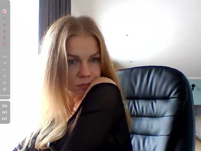 BlondaTina