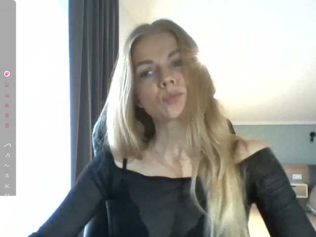BlondaTina