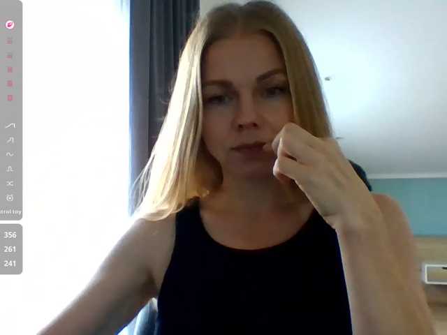 BlondaTina