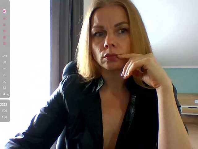BlondaTina