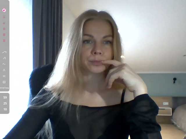 Tina45516, en directo ahora en BongaCams