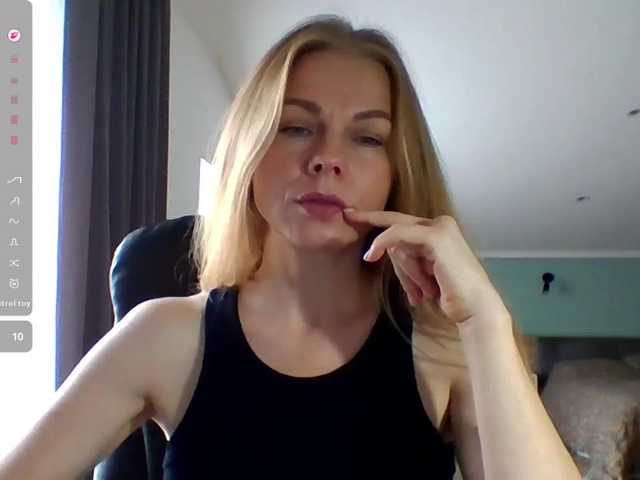 BlondaTina