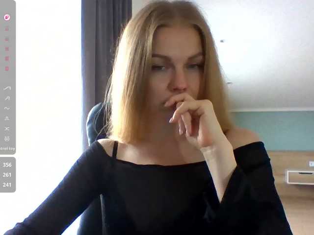 Tina45516 live cam on BongaCams