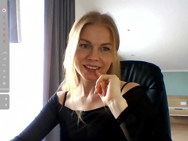 BlondaTina