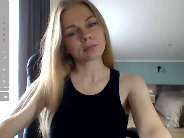 Tina45516 live cam on BongaCams