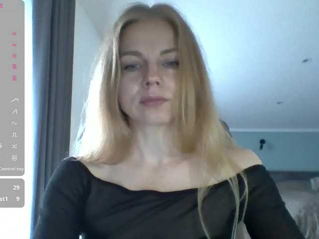 Tina45516 live cam on BongaCams